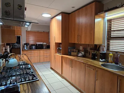 5 Bedroom House For Sale in Centurion - 0i6T.webp