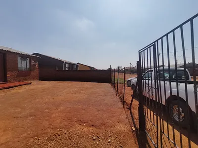 2 Bedroom House For Sale in Sebokeng - iEt0.webp