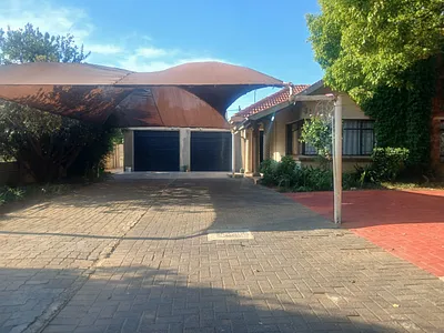 5 Bedroom House For Sale in Vereeniging - xPZe.webp