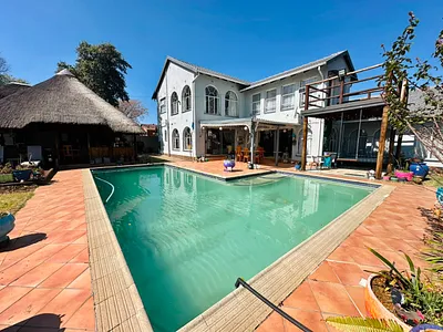 6 Bedroom House For Sale in Alberton - 3jYv.webp