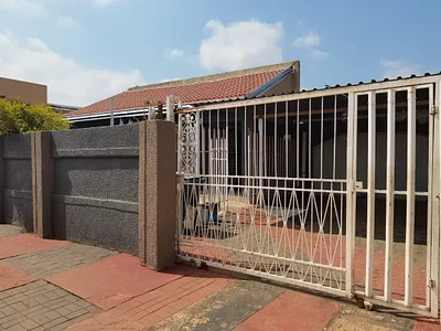 3 Bedroom House For Sale in Evaton - MpKZ.webp