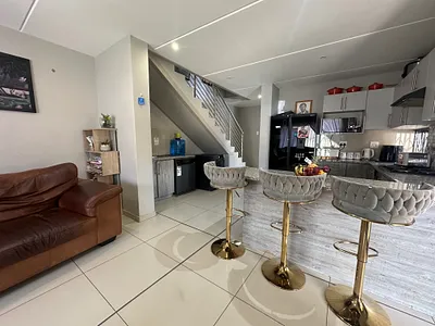 3 Bedroom Apartment For Sale in Witbank - img