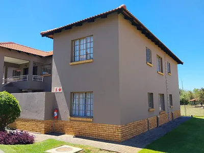 3 Bedroom Apartment For Sale in Rustenburg - G5yj.webp