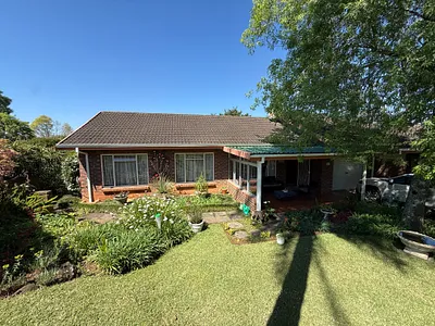 2 Bedroom House For Sale in Howick - httu.webp