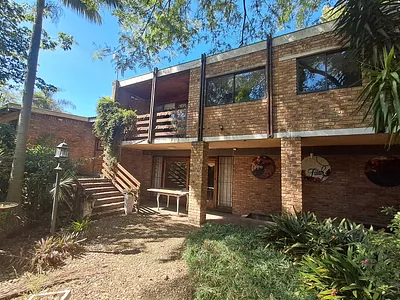 3 Bedroom House For Sale in Newcastle - sfLB.webp