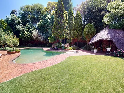 4 Bedroom House For Sale in Boksburg - HZSx.webp
