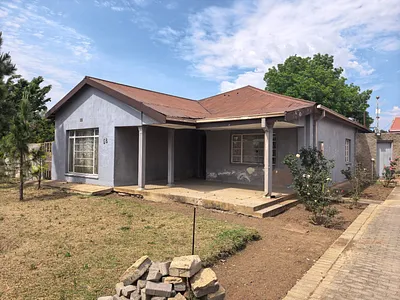 3 Bedroom House For Sale in Parys - img