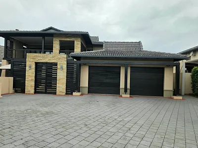 5 Bedroom House For Sale in Richards Bay - 54Mm.webp