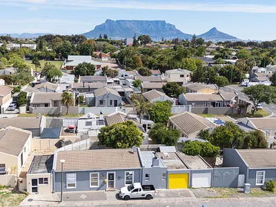 3 Bedroom House For Sale in Blouberg - mvpw.webp