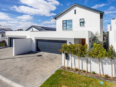 3 Bedroom House For Sale in Kraaifontein - lwg9.webp