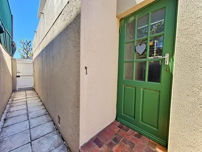 2 Bedroom Apartment To Rent in Milnerton - w3sN.webp