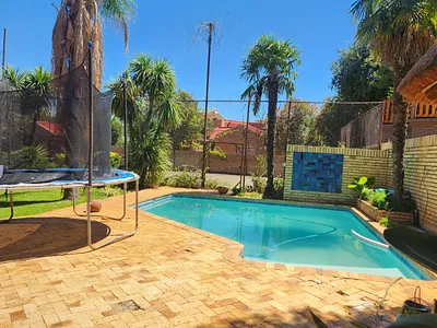 5 Bedroom House To Rent in Potchefstroom - 0flt.webp