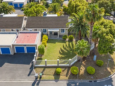 3 Bedroom Townhouse For Sale in Durbanville - m0om.webp