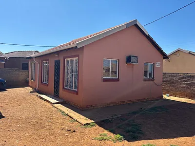 3 Bedroom House For Sale in Evaton - img