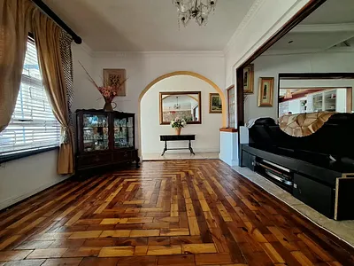 4 Bedroom House For Sale in Mitchells Plain - k7RX.webp