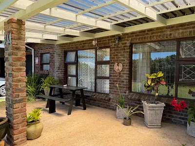 3 Bedroom House For Sale in Cintsa - 8ase.webp