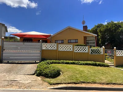 4 Bedroom House For Sale in King Williams Town - O8ex.webp