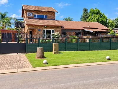 3 Bedroom House For Sale in Hartbeespoort - rLsp.webp