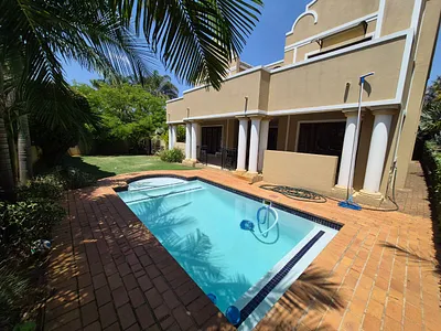 4 Bedroom Townhouse To Rent in Bedfordview - 1689.webp