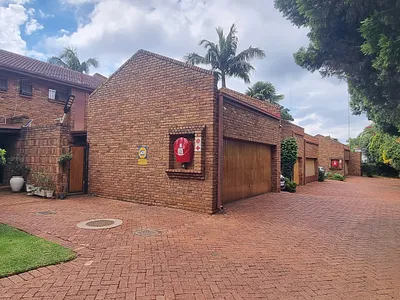 4 Bedroom House For Sale in Pretoria - QmJs.webp