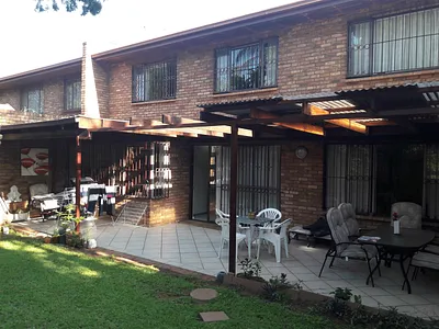 4 Bedroom House For Sale in Pretoria - SOsz.webp