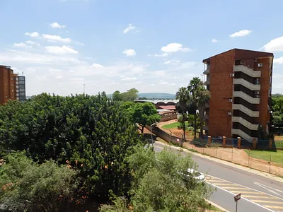 2 Bedroom Apartment For Sale in Pretoria - 2oZz.webp