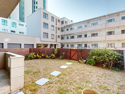 2 Bedroom Apartment For Sale in Port Elizabeth - 0N0u.webp