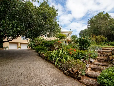6 Bedroom House For Sale in Port Alfred - drKe.webp