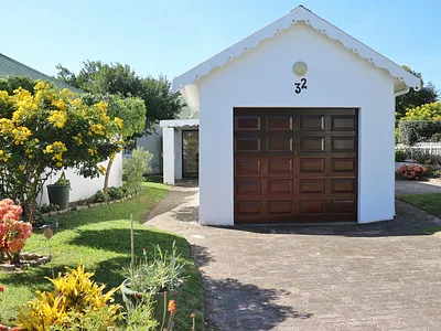 2 Bedroom Townhouse For Sale in Port Alfred - Uspf.webp