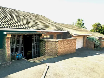 3 Bedroom Apartment For Sale in Pietermaritzburg - o0wj.webp