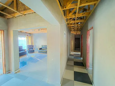 4 Bedroom Townhouse For Sale in Witbank - mxS5.webp