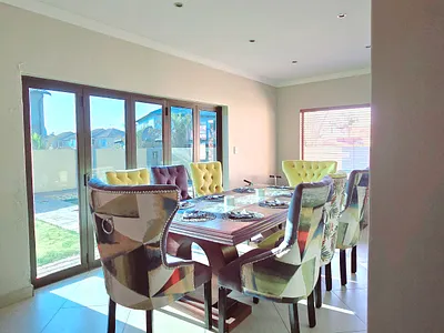 3 Bedroom House For Sale in Witbank - oO08.webp