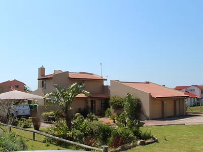 4 Bedroom House For Sale in St Francis Bay - HZZP.webp