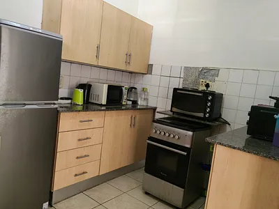 1 Bedroom Apartment For Sale in Durban - LE2v.webp