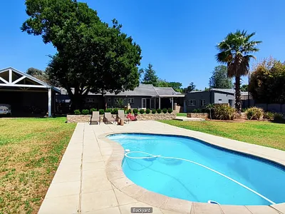 4 Bedroom House For Sale in Benoni - BW94.webp