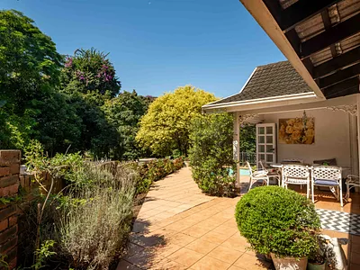 3 Bedroom Townhouse For Sale in Kloof - u97i.webp