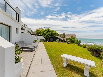 Commercial Property For Sale in St Francis Bay - Ll0w.webp