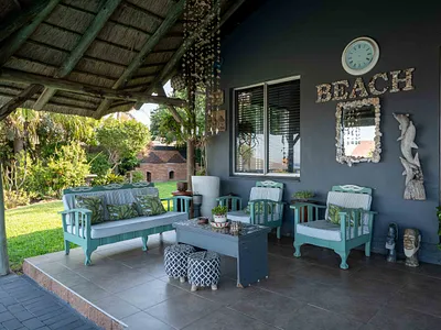 3 Bedroom House For Sale in Amanzimtoti - k50R.webp
