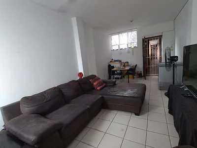 2 Bedroom Apartment For Sale in Durban - m88R.webp