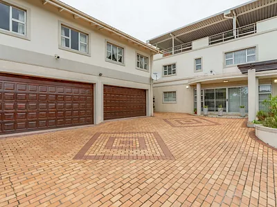 5 Bedroom House For Sale in Durban - dByq.webp