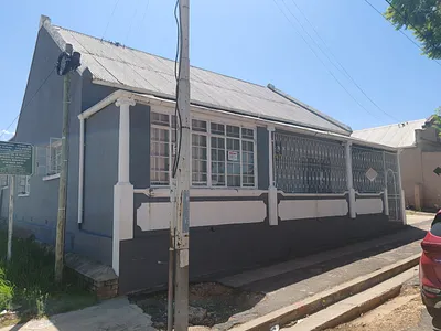3 Bedroom House For Sale in Uitenhage - tMkU.webp