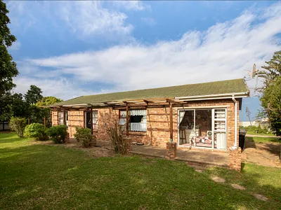 3 Bedroom House For Sale in Port Alfred - 3ark.webp
