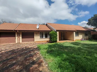 3 Bedroom House For Sale in Sasolburg - Tn67.webp