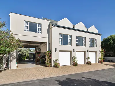 6 Bedroom House For Sale in Port Alfred - BYY1.webp