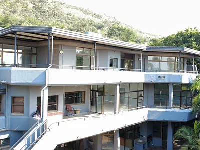 9 Bedroom House For Sale in Pretoria - LBtb.webp