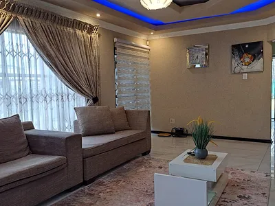4 Bedroom House For Sale in Vanderbijlpark - YaW3.webp
