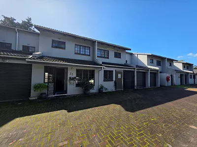 3 Bedroom Townhouse For Sale in Richards Bay - tCUg.webp