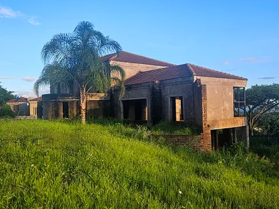 6 Bedroom House For Sale in Louis Trichardt - 1mwf.webp