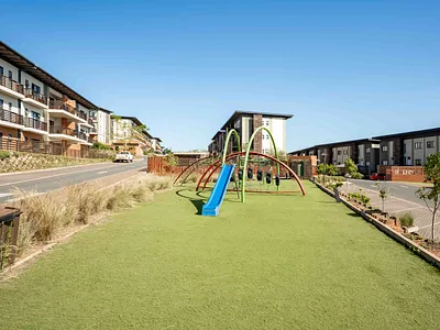 2 Bedroom Townhouse For Sale in Hillcrest - 3sP8.webp