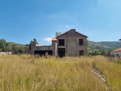 4 Bedroom House For Sale in Rustenburg - R9Fq.webp